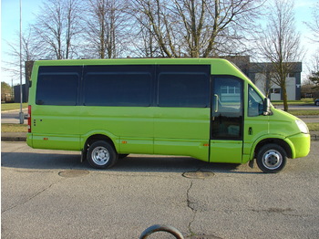 Приградски автобус Iveco Daily 50 C 15: слика 1