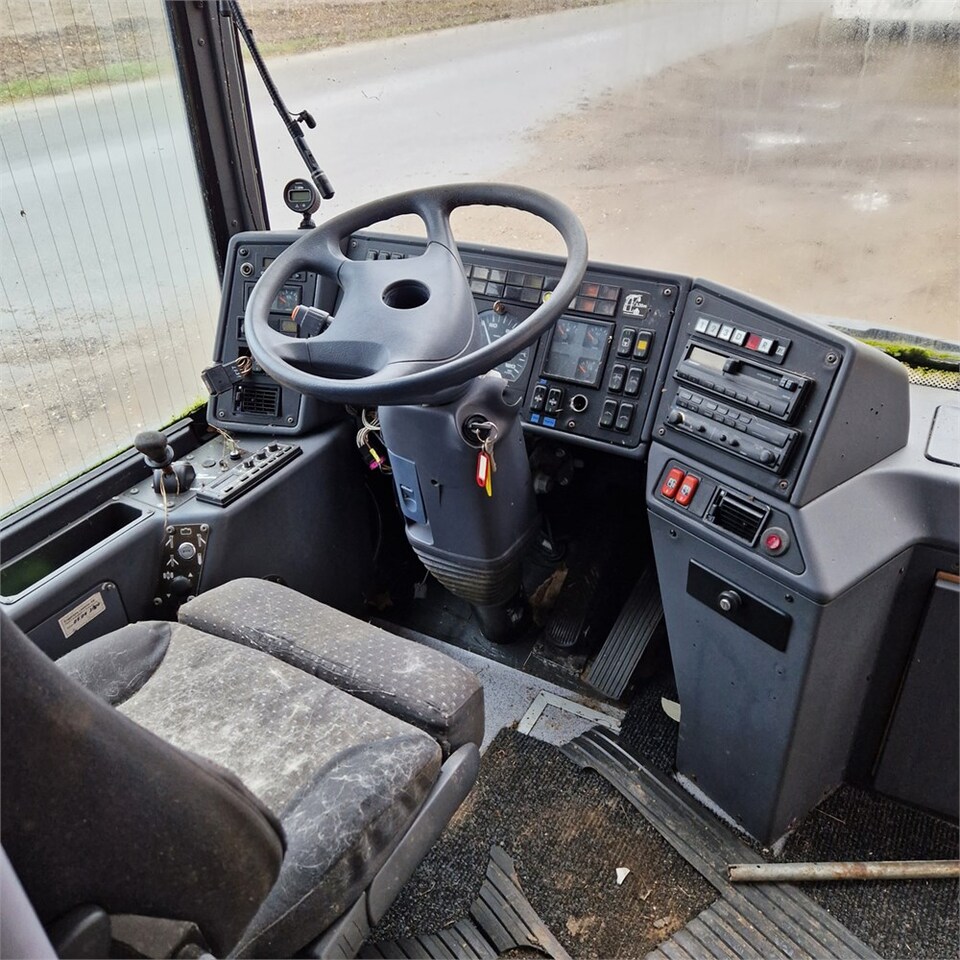 Приградски автобус Mercedes Integro 0-550 627: слика 10