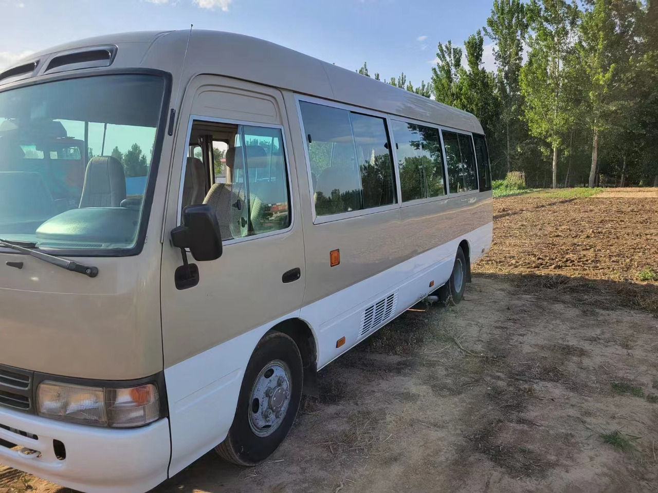 Минибус, Патничко комбе TOYOTA Coaster passenger bus van coach city bus: слика 3