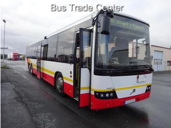 Приградски автобус Volvo CARRUS 8700 B12 BLE EURO 5: слика 1