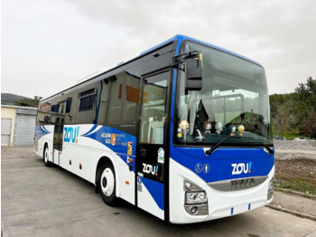 Приградски автобус IVECO