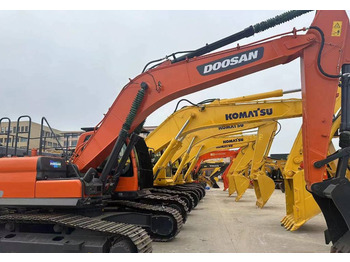 Багер гасеничар DOOSAN