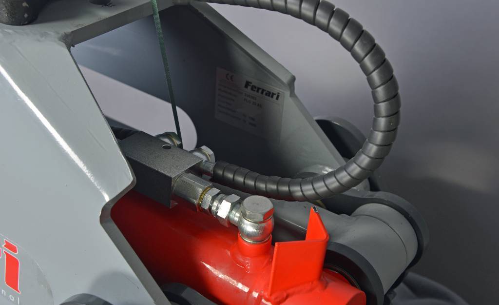 Кран за натоварување за Опрема за шумарство Ferrari Holzgreifer FLG 23 XS + Rotator FR55 F: слика 8