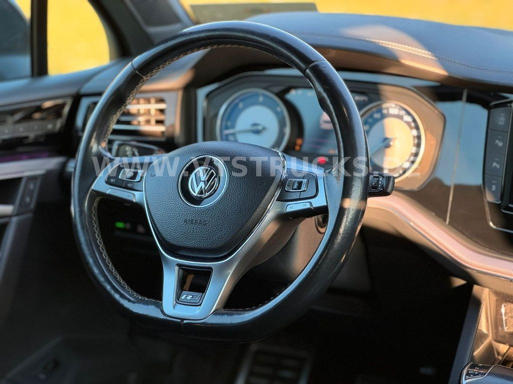 Автомобил Volkswagen Touareg R-Line 4Motion AHK Leder: слика 7