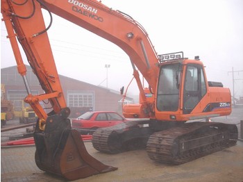 Daewoo Doosan Daewoo Doosan S225 LC-V - Багер гасеничар