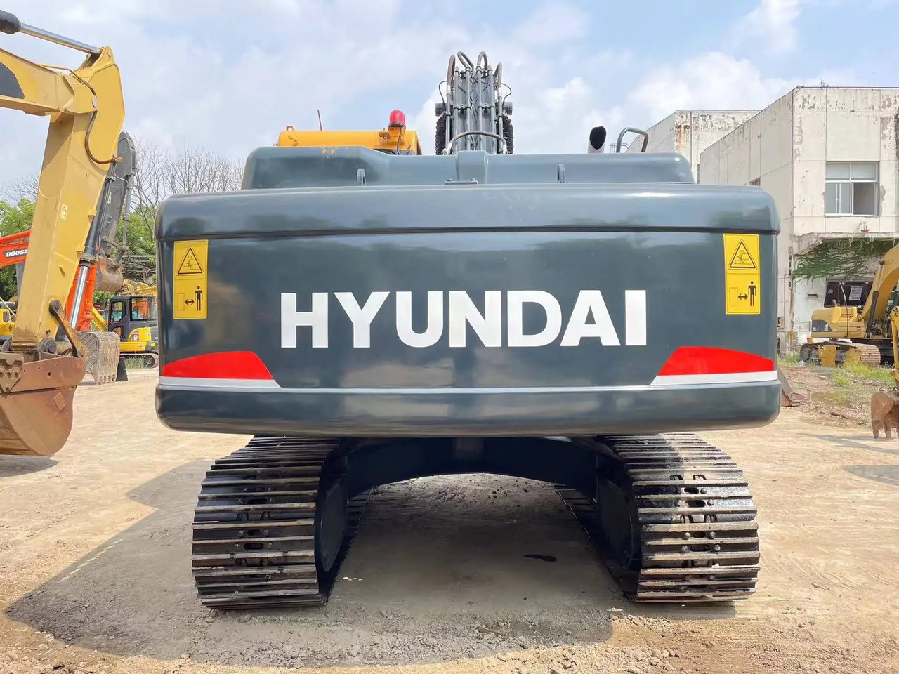 Багер гасеничар HYUNDAI R220 -9S track excavator 22 tons Korean hydraulic digger: слика 6