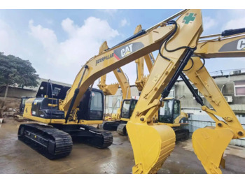 Багер гасеничар High Quality Original Second Hand Digger Caterpillar Used Excavators Cat 320d2,320d,320dl For Sale In Shanghai: слика 3