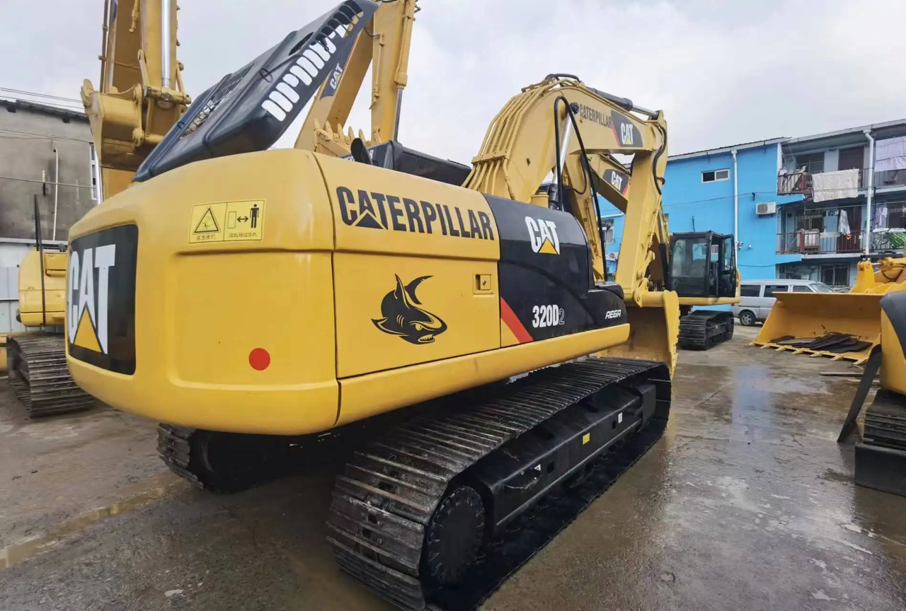 Багер гасеничар High Quality Original Second Hand Digger Caterpillar Used Excavators Cat 320d2,320d,320dl For Sale In Shanghai: слика 4