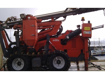 Sandvik Commando DC 300 R - Машина за бушење