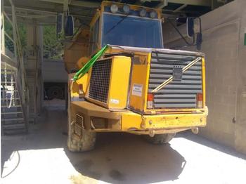 Голем истоварувач/ Камион за камења Volvo A20C: слика 1