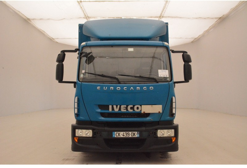 Камион сандучар Iveco Eurocargo 120E18: слика 2