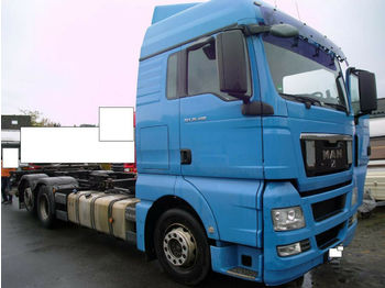 Транспортер на контејнер/ Камион со променливо тело MAN TGX 26.400 BDF + Ladebord 2000 KG + EURO 5: слика 1