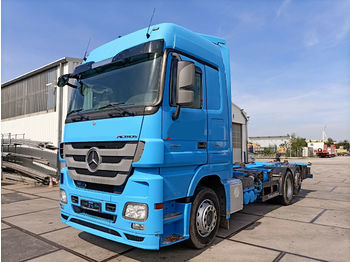 Транспортер на контејнер/ Камион со променливо тело Mercedes-Benz Actros MPIII 2541 L 6x2 MegaSpace BDF Retarder: слика 1