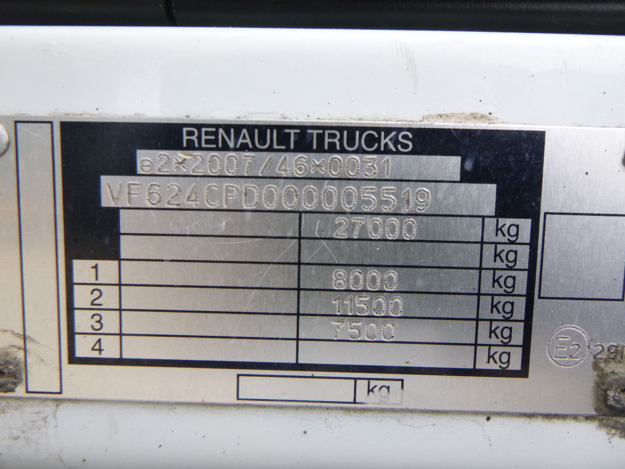 Камион со платформа, Камион со кран Renault Premium 380 dxi 6x2 RHD + HMF 2620-K4: слика 34
