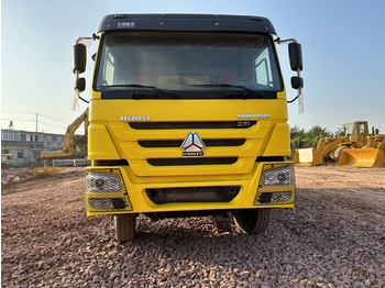 Кипер за транспорт на тешка машини SINOTRUK Howo Dump truck 371: слика 5