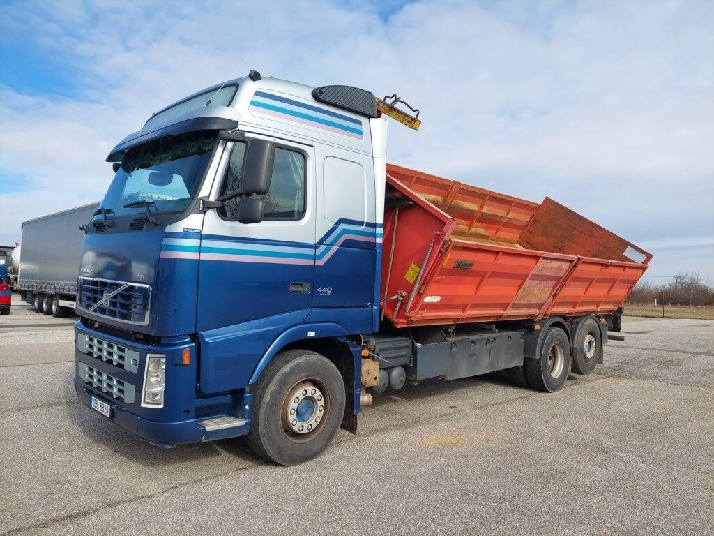 Кипер за транспорт на големиматеријали Volvo FH 440 6X2 R - demontáž hydraulické ruky: слика 8