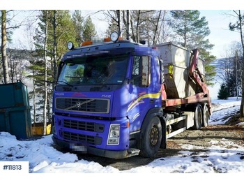Камион за подигање контејнери Volvo FM12: слика 1