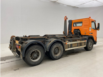 Камион со кука за подигање Volvo FM12.380 - 6x4: слика 5