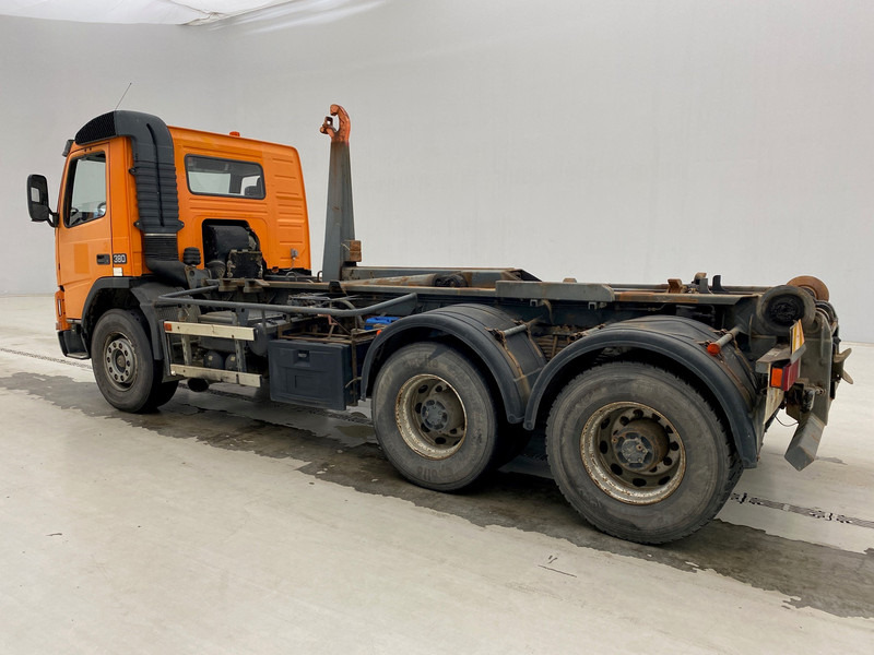 Камион со кука за подигање Volvo FM12.380 - 6x4: слика 7