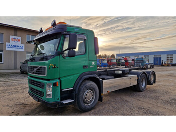 Камион со кука за подигање Volvo FM380 6X2*4: слика 1