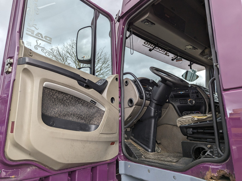 Камион влекач DAF FT XF105.410 4x2 SpaceCab Euro5 - Side Skirts - Spare Wheel - Original Holland truck (T1333): слика 12