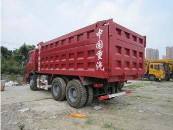 Камион влекач HOWO 375: слика 1