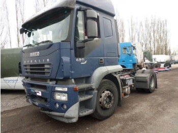 Iveco 440s42 - Камион влекач