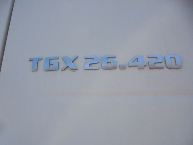 Камион влекач MAN TGX 26-420 XXL EUR6: слика 3