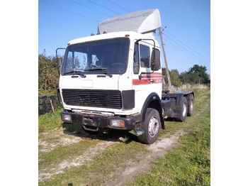 Камион влекач MERCEDES-BENZ 2235