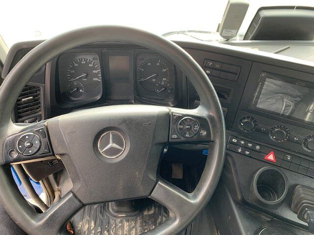 Камион влекач Mercedes-Benz AROCS 1845 4x4 BB SZM Euro 6 *feste Allrad: слика 21