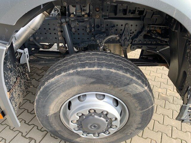 Камион влекач Mercedes-Benz AROCS 1845 4x4 BB SZM Euro 6 *feste Allrad: слика 9