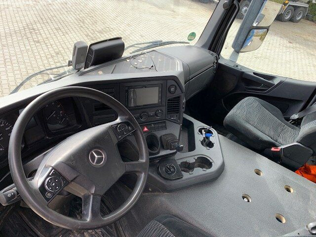 Камион влекач Mercedes-Benz AROCS 1845 4x4 BB SZM Euro 6 *feste Allrad: слика 22