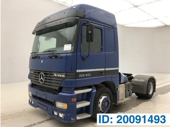 Камион влекач Mercedes-Benz Actros 1840LS: слика 1