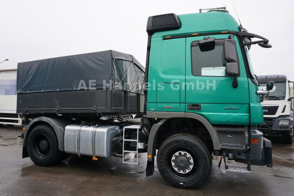 Камион влекач Mercedes-Benz Actros 2044 LAS III BL 4x4*Hydr./Winter/Pritsche: слика 2