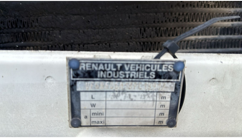 Лизинг на Renault G 340 Manager (GRAND PONT / PTO / POMPE MANUELLE / PARFAIT ETAT) Renault G 340 Manager (GRAND PONT / PTO / POMPE MANUELLE / PARFAIT ETAT): слика 17