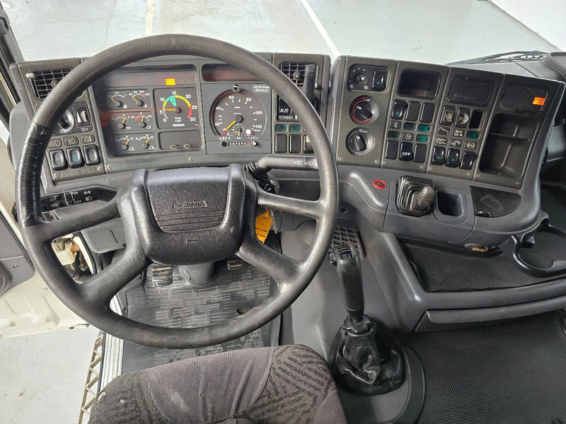 Камион влекач Scania R124-420 RETARDER / MANUEL / AIRCO: слика 10
