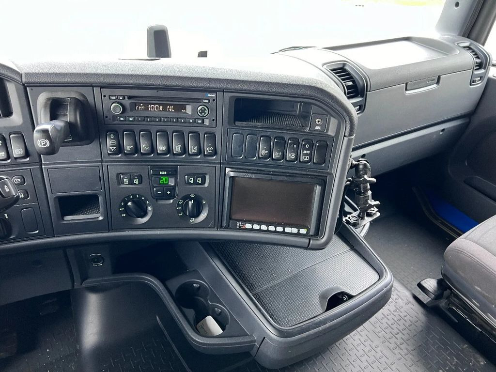 Камион влекач Scania R450 4X2 EURO 6 RETARDER: слика 11