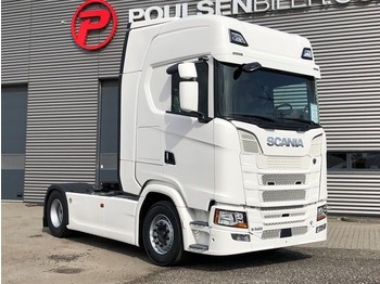 Нов Камион влекач Scania S520 4x2: слика 1