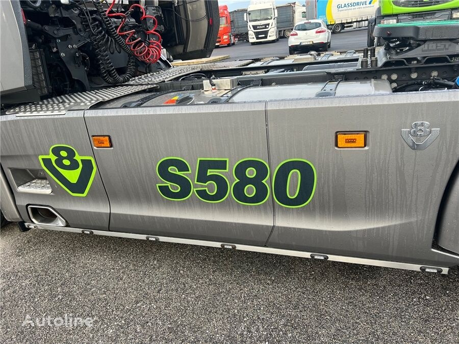 Камион влекач Scania S580 / V8: слика 22