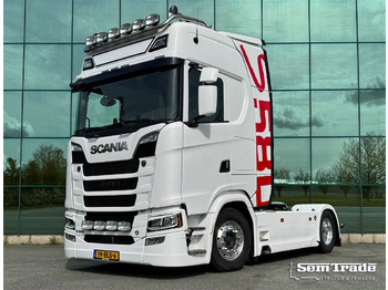Камион влекач Scania S580 V8 NGS Full AIR Full Options Super Condition Holland Truck: слика 1