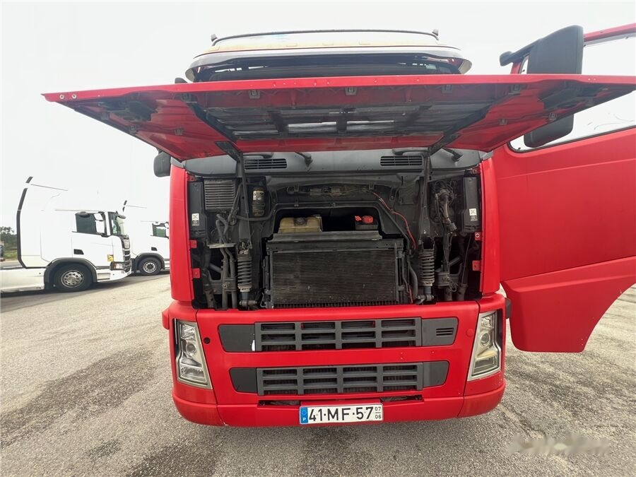Камион влекач Volvo FH 13: слика 11