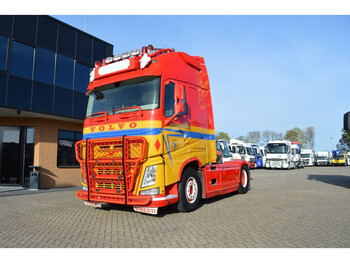 Камион влекач Volvo FH 13.500 * EURO6 * 2X TANK * 4X2 *: слика 1