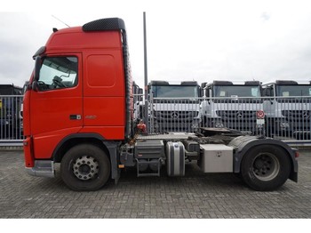 Камион влекач Volvo FH 420 ADR GLOBETROTTER 617.000KM: слика 1