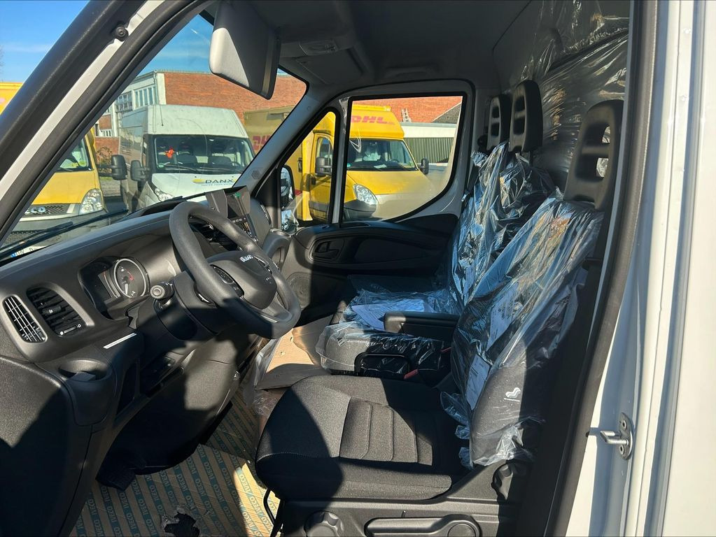 Нов Комбе фургон Iveco Daily Koffer 35S14H 100 kW (136 PS), Schaltge...: слика 14