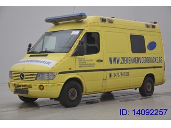 Амбулантно возило Mercedes-Benz Sprinter Sprinter 312D Ambulance