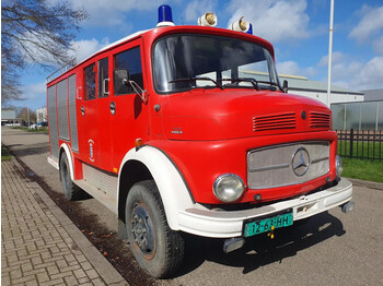 Противпожарен камион Mercedes-Benz 1113 B 4X4 brandweerwagen: слика 1