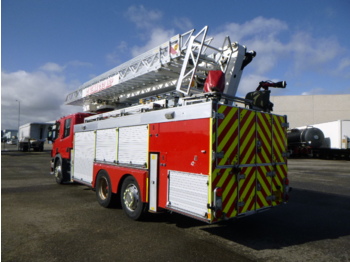 Противпожарен камион Scania P310 6x2 RHD fire truck + pump, ladder & manlift: слика 3