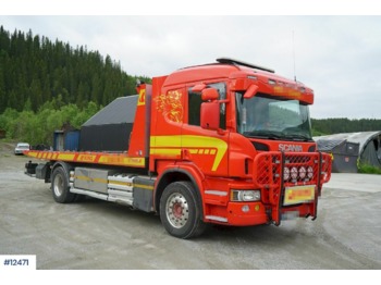 Камион за влечење Scania P320: слика 1