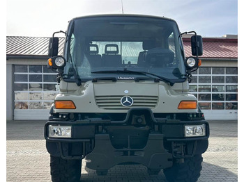 Unimog U300 405 01313 mit Rahmenwinde  - Комунално/ Специјално возило, Камион со платформа: слика 2