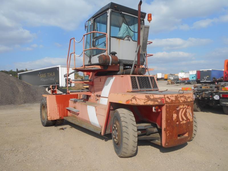 Ракувач со контејнери Kalmar DCD70: слика 5